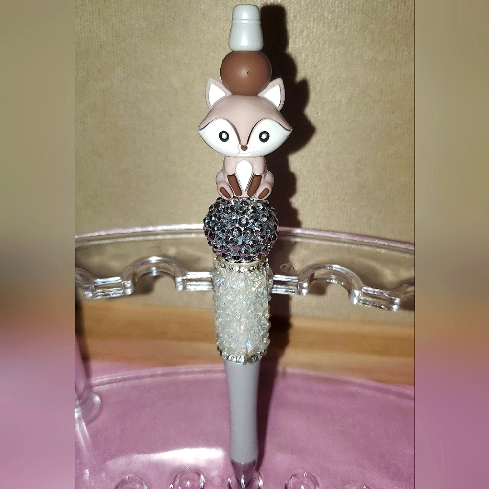 🩶 FOX - CHARM PEN